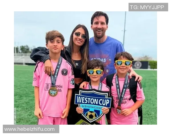 足球球星女儿颜值高吗揭晓她们的天生魅力与明星基因